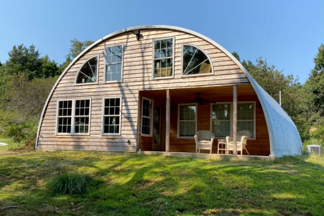 تريد امتلاك منزل بتكلفة منخفضة - اختر Quonset Huts